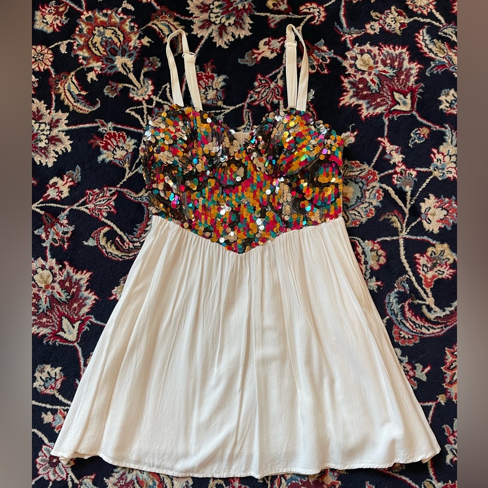 Super cute white dress.